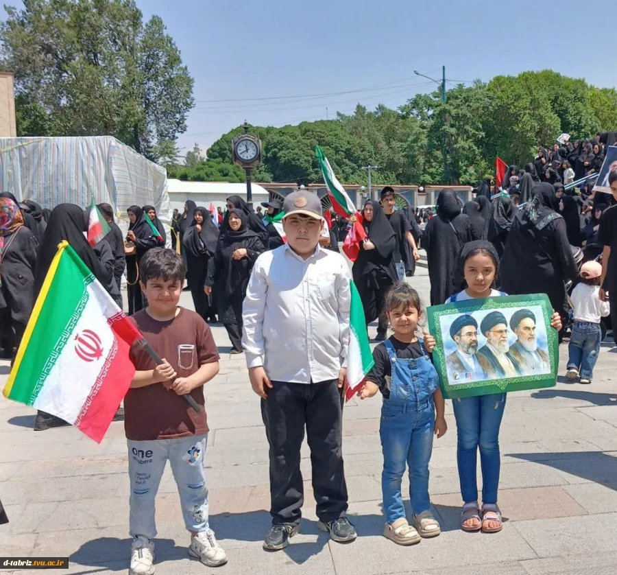 حضور چشمگیر کودکان و خردسالان در مراسم وداع و عزاداری رهبر شهید انقلاب 3